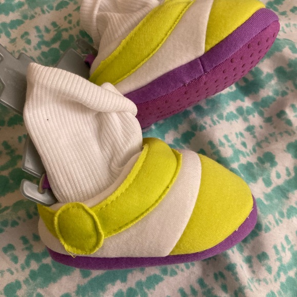 buzz lightyear slippers